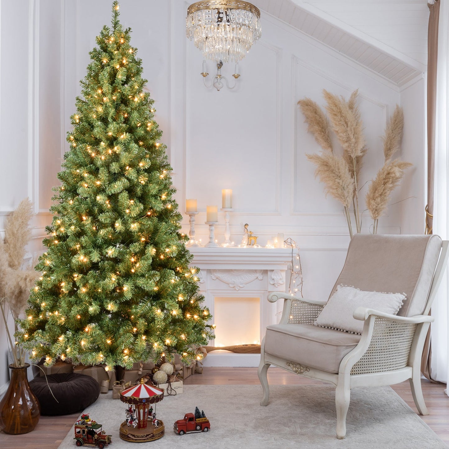 6ft Pre-Lit Christmas Tree with 300 UL Lights