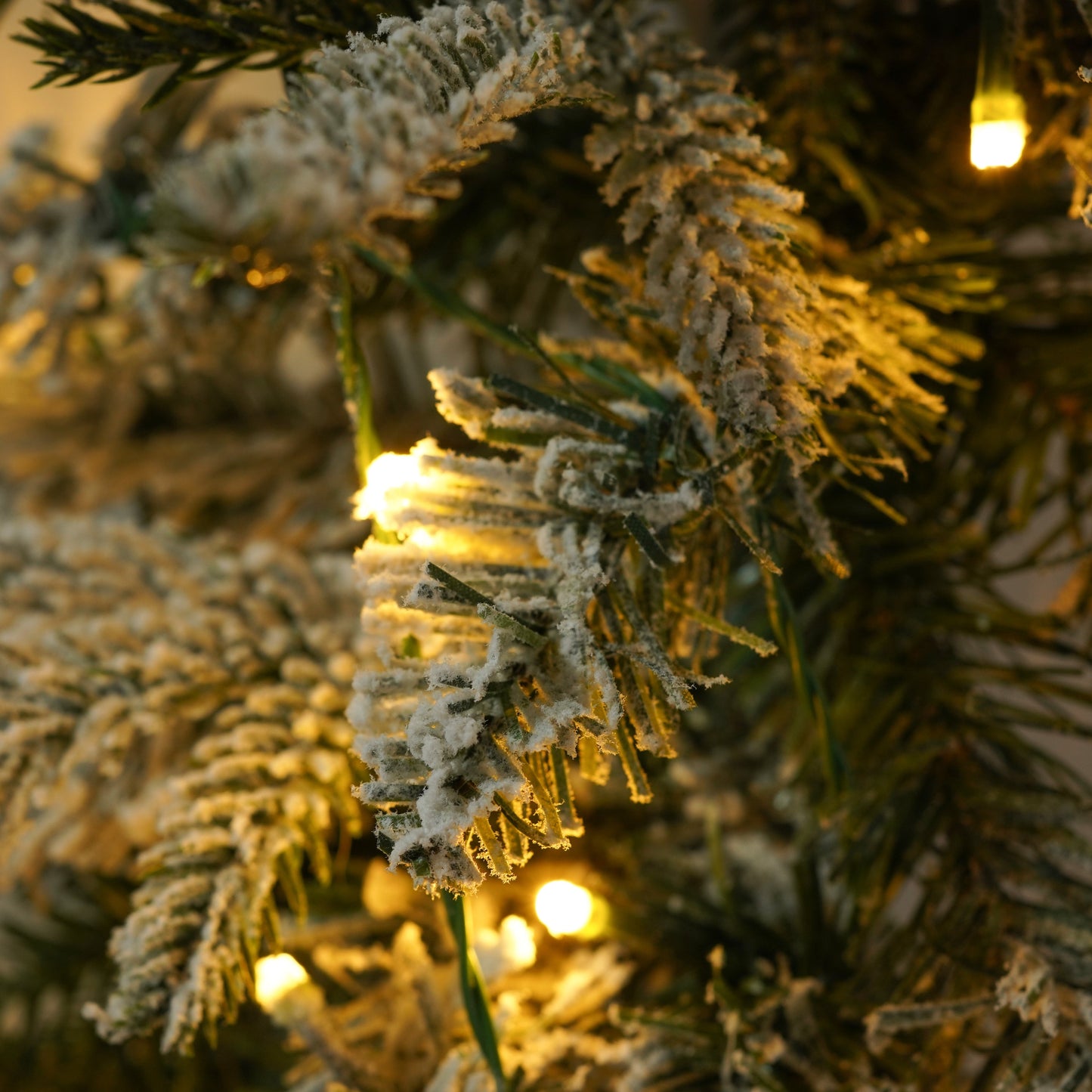 Pre-lit Christmas Artificial Tree 4-Piece Set (Garland, Wreath and Set)